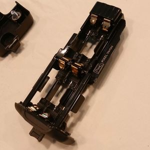 Pixel Vertax battery pull for camera